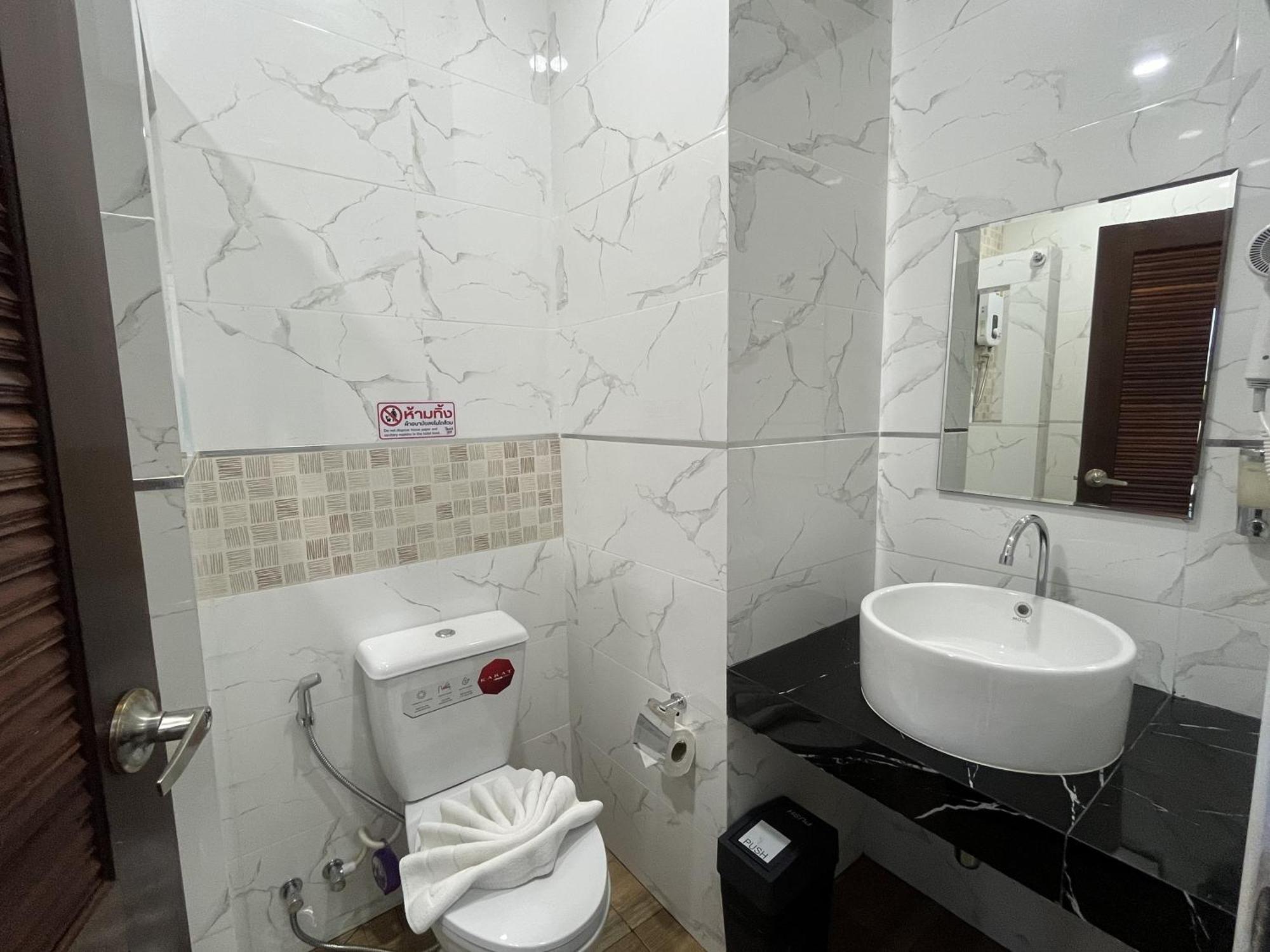 J & Ariya Hotel Near Samui Airport And Koh Phangan Pier Bophut Bagian luar foto